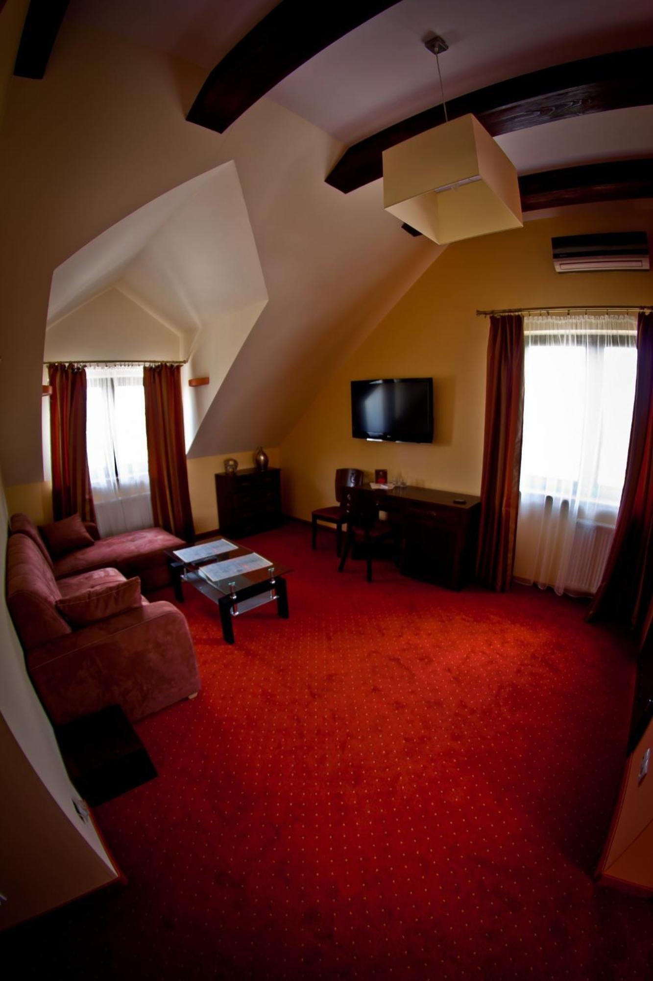Dwa Bratanki Hotel Rzeszow Luaran gambar