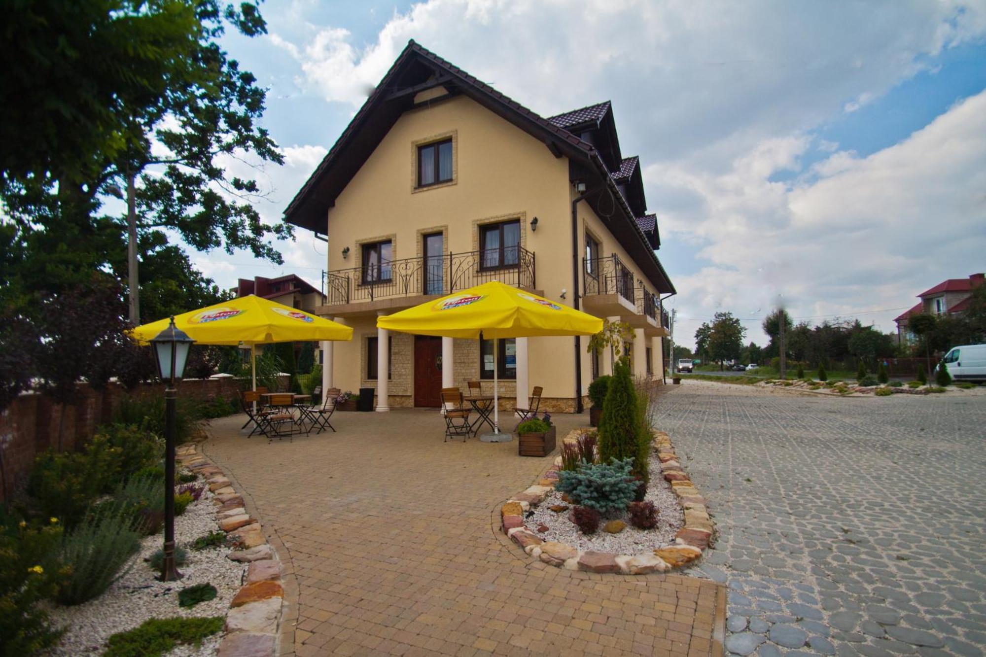 Dwa Bratanki Hotel Rzeszow Luaran gambar