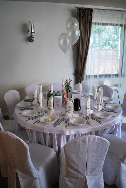 Dwa Bratanki Hotel Rzeszow Luaran gambar
